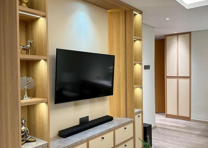 Modern 2 Bedroom Lavaya Oakwood Apartment, Apartment Nusa Dua (Bali)